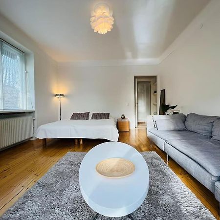 Entire Apartment Стокгольм Экстерьер фото